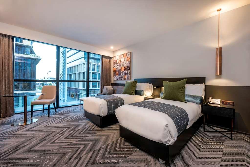 Отель Rydges Perth Kings Square Экстерьер фото